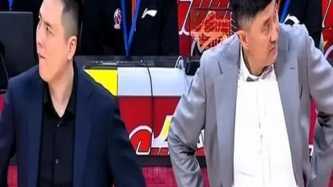 国羽混双亚锦赛决赛险胜日本队，3-2闯入决赛